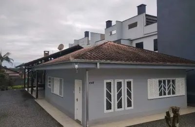 Casa com 3 dormitórios à venda, 133 m² por r$ 780.000,00 - bom retiro - joinville/sc