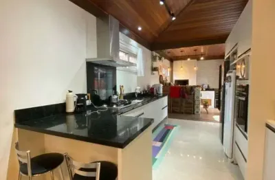 Casa com 3 dormitórios à venda, 117 m² por r$ 1.215.000,00 - bom retiro - joinville/sc