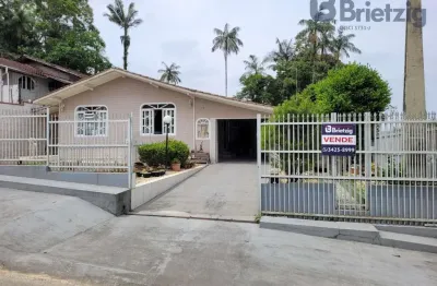 Casa com 3 quartos à venda na Rua Riachuelo, 608, Bom Retiro, Joinville