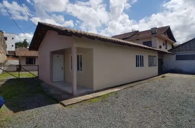 Casa com 3 dormitórios para alugar, 75 m² por R$ 2.900,00+taxas/mês - Costa e Silva - Joinville/SC