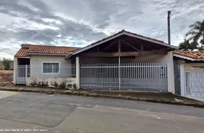 Casa para venda em pinhalzinho, centro, 3 dormitórios, 1 banheiro, 2 vagas