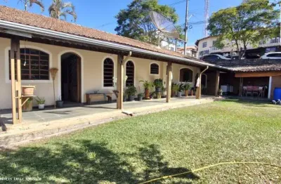 Casa para venda em pinhalzinho, centro, 3 dormitórios, 1 suíte, 3 banheiros, 1 vaga