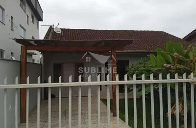 Casa com 4 quartos à venda no Jardim Iririú, Joinville 