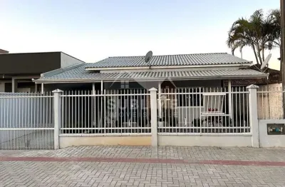 Casa com 2 quartos à venda no Aventureiro, Joinville 