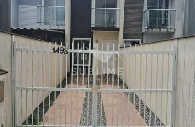 Sobrado geminado no bairro jardim paraíso com 02 quartos
