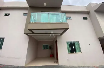 Sobrado 3 quartos à venda no bairro neva em cascavel por r$ 550.000,00