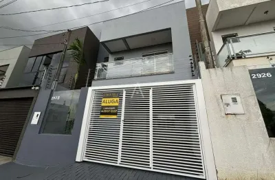 Casa com 3 quartos para alugar na Rua Hyeda Baggio Mayer, Neva, Cascavel
