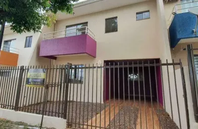 Sobrado à venda com 1 suíte e 2 quartos, localizado no centro de santa tereza do oeste - pr., por r$ 315.000,00