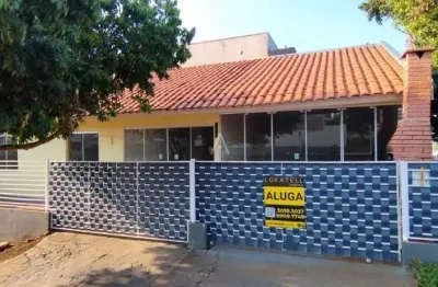 Casa residencial 3 quartos para aluguel no bairro jardim concordia em toledo por r$ 1.600,00