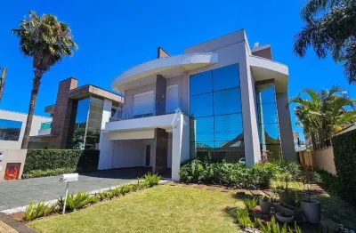 Casa com 4 quartos para alugar na Rua Bologna, FAG, Cascavel