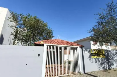 Casa com 2 quartos para alugar na Rua Salgado Filho, Neva, Cascavel