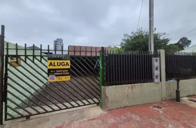 Casa com 2 quartos para alugar na Rua Francisco Beltrão, Pacaembu, Cascavel