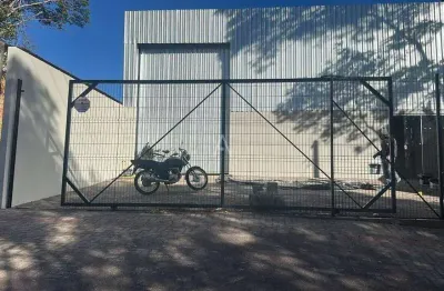 Barracão / Galpão / Depósito para alugar na Rua Visconde de Guarapuava, Cancelli, Cascavel
