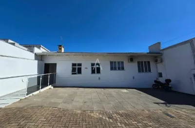 Sala comercial para aluguel no bairro centro em toledo por r$ 2.600,00