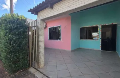 Casa com 3 quartos para alugar na Rua Gugel, Universitário, Cascavel
