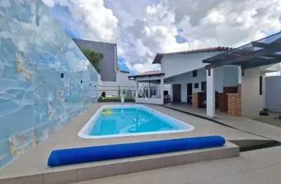 Casa 2 suítes à venda no Bairro Pioneiros Catarinenses em CASCAVEL por R$ 1.350.000,00