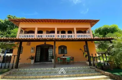 Casa com 5 dormitórios à venda, 257m² por r$2.000.000 - cajueiros (itaipuaçu) -