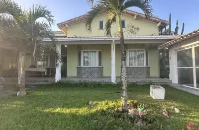 Casa com 3 quartos, 480,33m² por r$ 850.000 - ponta negra - maricá/rj