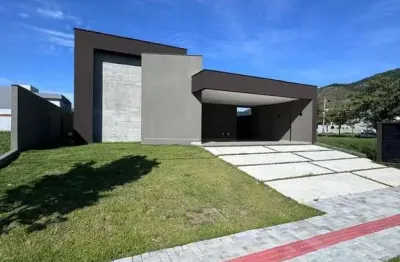 Casa com 3 quartos á venda, 360m² por r$ 880.000 - cond. alphaville i - maricá/r