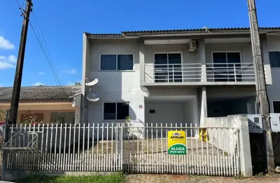 Casa com 3 quartos para alugar na rua das flores, 148, alvorada, pato branco, 111 m2 por r$ 1.640