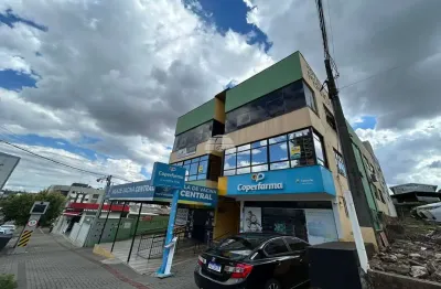 Apartamento com 2 quartos para alugar na rua paraná, 673, centro, pato branco, 56 m2 por r$ 1.950