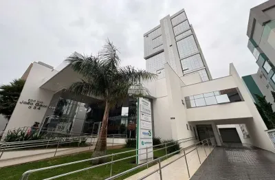 Sala comercial para alugar na avenida brasil, 532, centro, pato branco, 67 m2 por r$ 2.750