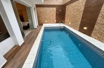 Casa térrea alto padrão – ponta da praia, santos/sp   4 suítes | 168 m² privativos | 2 vagas