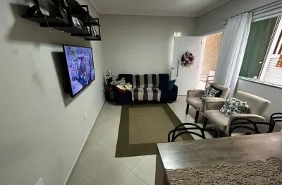 Sobreposta térrea com 2 dormitórios - 2 vagas - churrasqueira