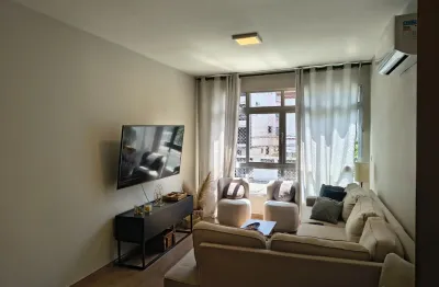 Apartamento de frente • campo grande • 2 dormitórios + dep. completa