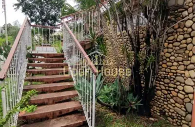Grande oportunidade!! casa com 3 quartos sendo uma suíte, mais terreno de 360m² à venda no laranjal