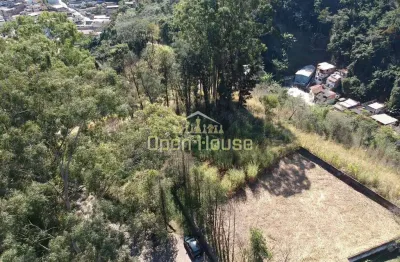 Terreno à venda no Ano Bom, Barra Mansa 