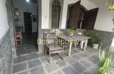 Casa dos sonhos à venda no aterrado, volta redonda, rj – conforto, praticidade e excelente localiza