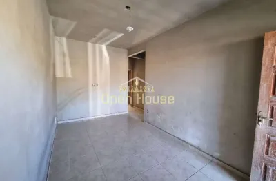 Casa dos sonhos no bairro roma, volta redonda - 2 quartos, suíte, amplo quintal e potencial de expa