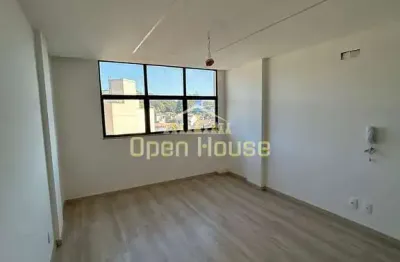 Sala comercial na vila santa cecília, volta redonda, rj: localização estratégica e oportunidade de