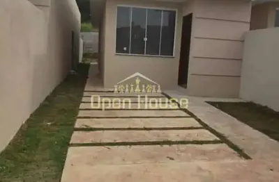 Vendo casa térrea com quintal amplo no roma i, volta redonda – oportunidade imperdível!
