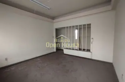 Duas casas à venda no centro da cidade – localização estratégica. alto potencial para clínicas, esc
