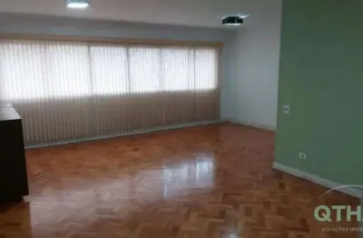 Apto para Alugar de 128m² com 3 dormitórios, 1 suíte, 1 vaga no Campo Belo.