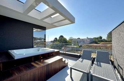 Triplex de alto padrão mobiliado em residencial exclusivo -aristocrata-sjp