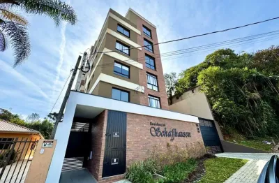 Apto com móveis planejados, suíte e elevador no bom jesus em são josé dos pinhais