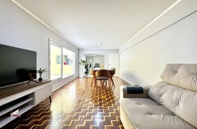 Apartamento mobiliado e reformado no São Francisco – Curitiba