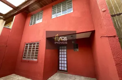 Sobrado com 3 dormitórios à venda no bairro cajuru em curitiba/pr