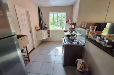 Casa com 2 quartos à venda na estrada do óleo, glicério, macaé por r$ 255.000