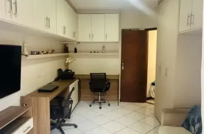 Apartamento com 3 quartos para alugar na avenida atlântica, cavaleiros, macaé, 140 m2 por r$ 5.500