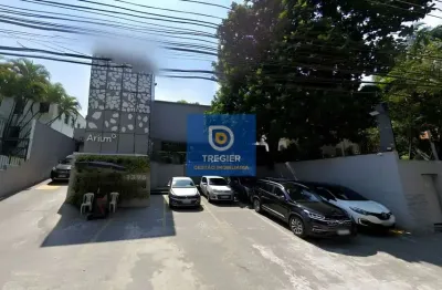 Casa comercial na avenida pacaembu: ideal para clínicas médicas e empresas de alto padrão!