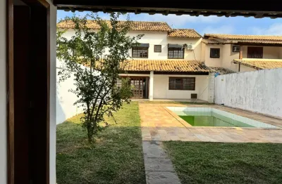 Magnífica casa duplex independente nas palmeiras, com piscina.