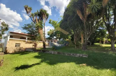 Chácara p/ venda c/ 5.285 m² de terreno, 3 casas amplas, espaço gourmet, pomar, piscina - ivoturucaia - jundiaí/sp