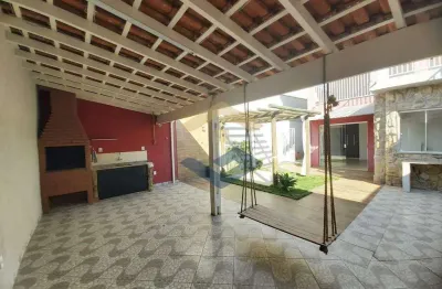 Casa assobradada p/ alugar c/ 239 m², 3 suítes ou escritório, salas amplas, charmoso espaço gourmet, 3 vagas - torres de são josé - jundiaí/sp
