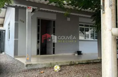 Casa no centro a 280m do mar  -  navegantes c/ energia solar
