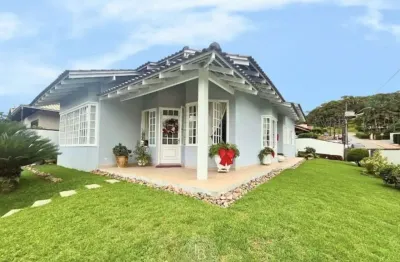 Casa com 3 quartos à venda na rua tutóia, 129, glória, joinville por r$ 1.200.000
