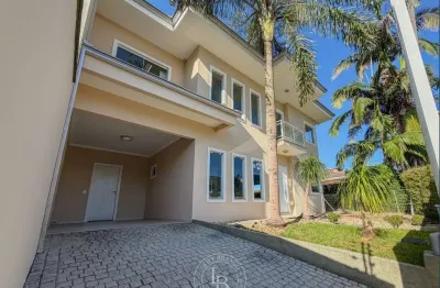 Casa com 3 quartos à venda na Rua água Marinha, 369, Saguaçu, Joinville por R$ 1.099.900